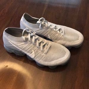 nike women’s vapormax size 8